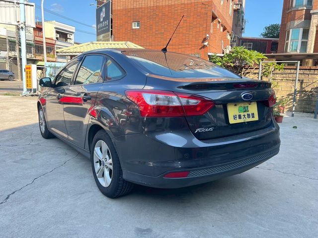 FORD福特 FOCUS  第16張相片