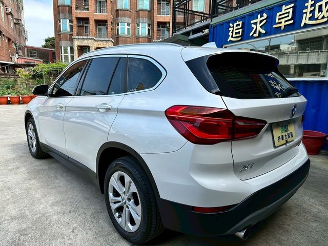 BMW寶馬 X1  第8張相片