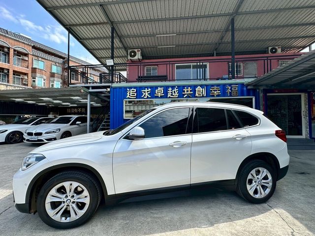 BMW寶馬 X1  第9張相片
