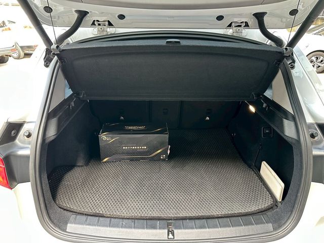 BMW寶馬 X1  第17張相片