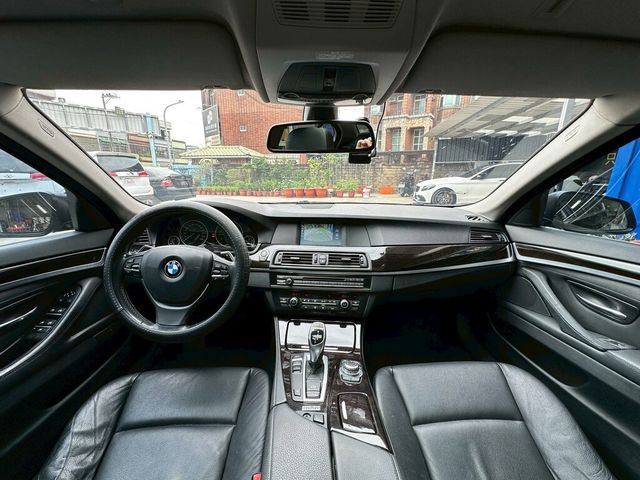 BMW寶馬 528I  第5張相片