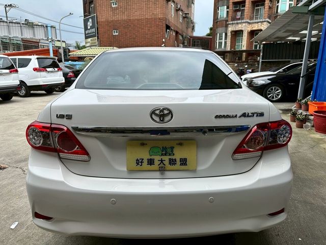 TOYOTA豐田 ALTIS  第4張相片