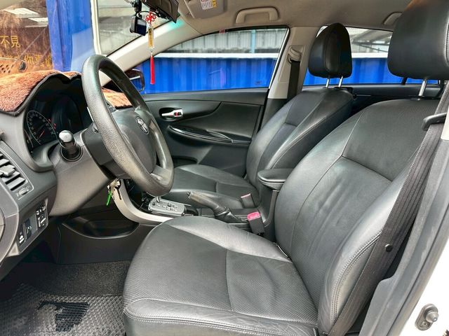 TOYOTA豐田 ALTIS  第11張相片