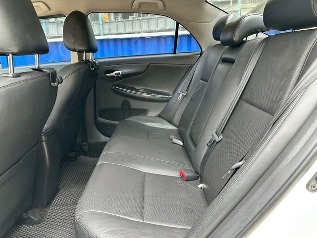 TOYOTA豐田 ALTIS  第12張相片