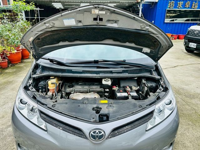 TOYOTA豐田 PREVIA  第6張相片