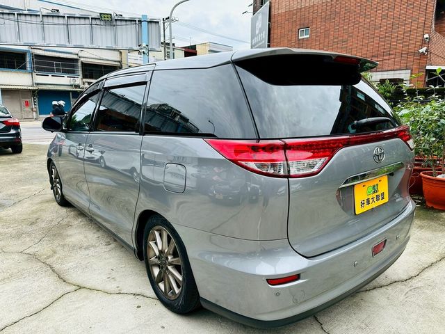 TOYOTA豐田 PREVIA  第8張相片