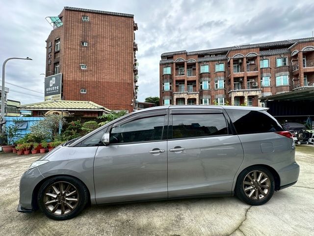 TOYOTA豐田 PREVIA  第10張相片