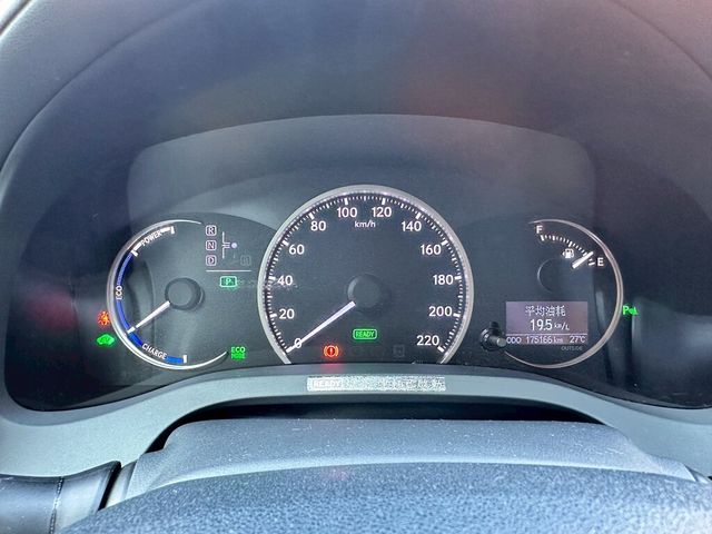 LEXUS凌志 CT200H  第18張相片