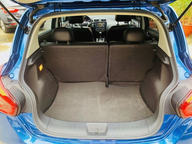 NISSAN日產 TIIDA  第6張相片
