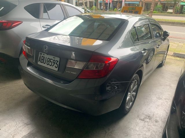 HONDA本田 CIVIC  第6張相片