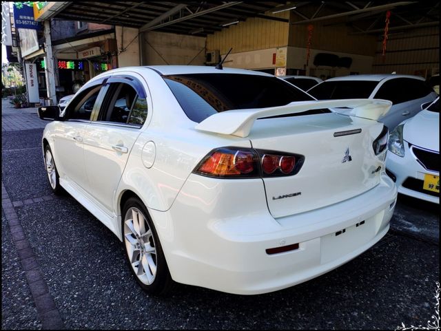 MITSUBISHI三菱 LANCER IO  第3張相片