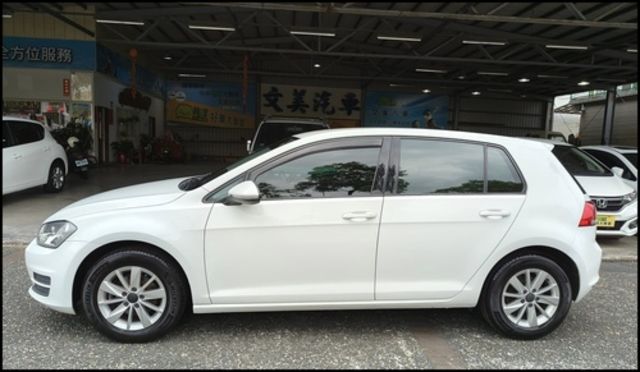 VOLKSWAGEN福斯 GOLF  第3張相片