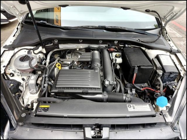 VOLKSWAGEN福斯 GOLF  第16張相片