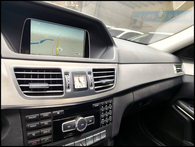 M-BENZ賓士 E200  第8張相片