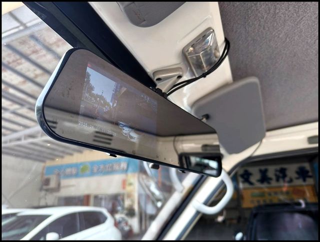 MITSUBISHI三菱 DELICA  第12張相片
