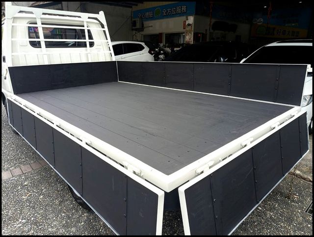 MITSUBISHI三菱 DELICA  第13張相片