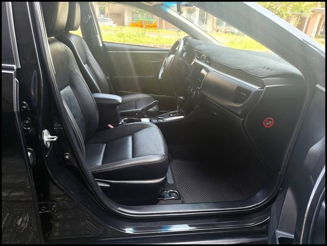 TOYOTA豐田 ALTIS  第10張相片