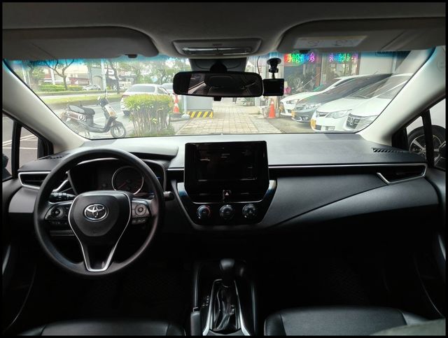 TOYOTA豐田 ALTIS  第5張相片