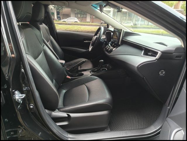 TOYOTA豐田 ALTIS  第8張相片