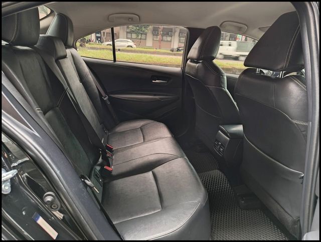 TOYOTA豐田 ALTIS  第9張相片