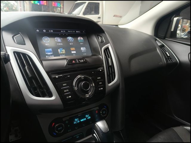 FORD福特 FOCUS  第8張相片