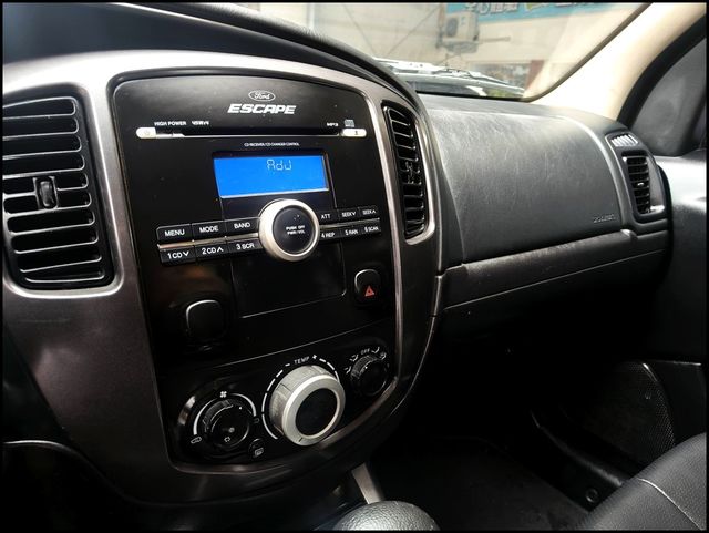 FORD福特 ESCAPE  第8張相片