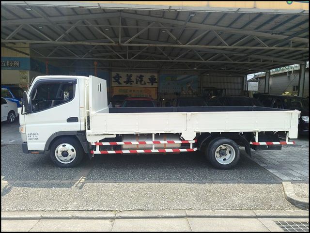 MITSUBISHI三菱 CANTER  第3張相片