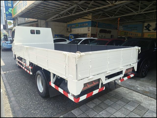 MITSUBISHI三菱 CANTER  第4張相片