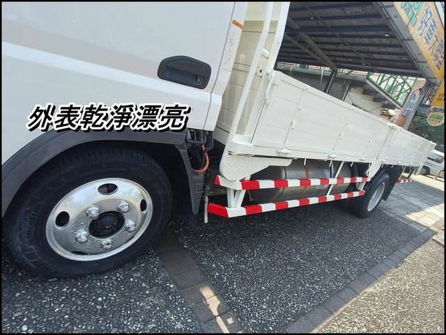 MITSUBISHI三菱 CANTER  第10張相片
