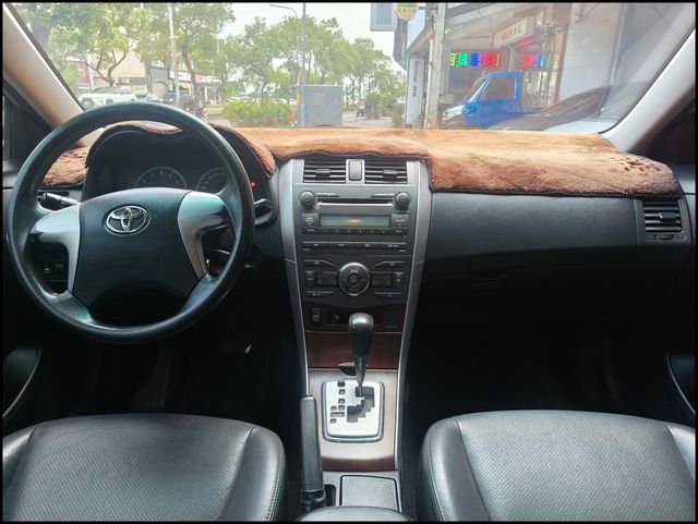 TOYOTA豐田 ALTIS  第6張相片