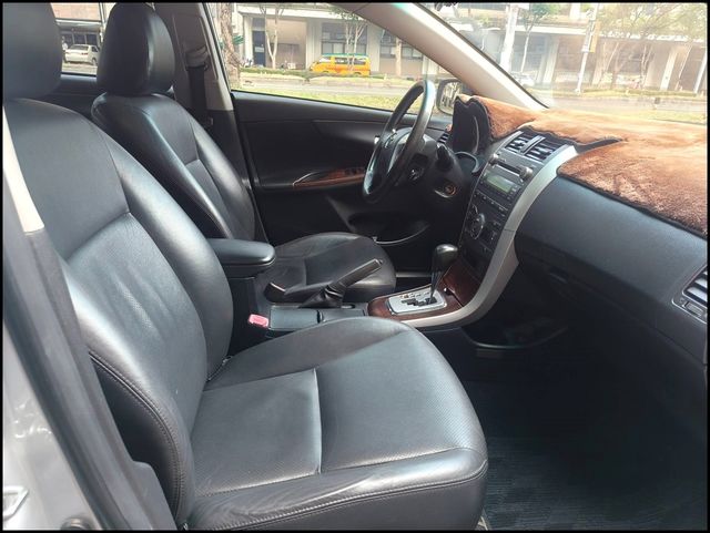 TOYOTA豐田 ALTIS  第8張相片