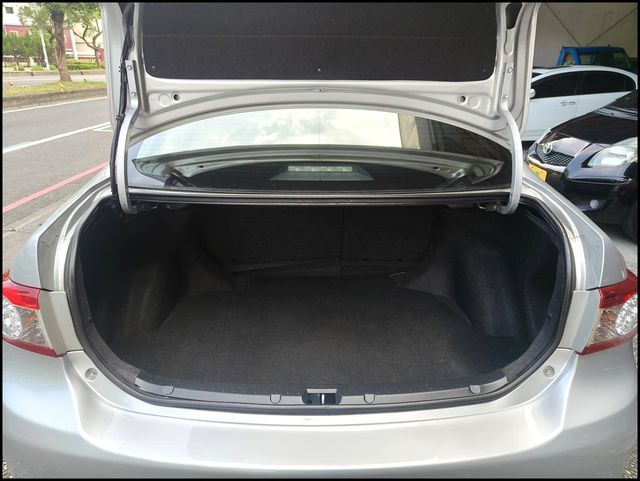 TOYOTA豐田 ALTIS  第10張相片