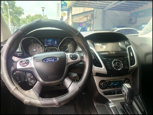 FORD福特 FOCUS  第7張相片