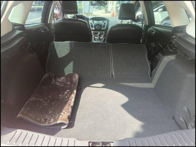FORD福特 FOCUS  第13張相片