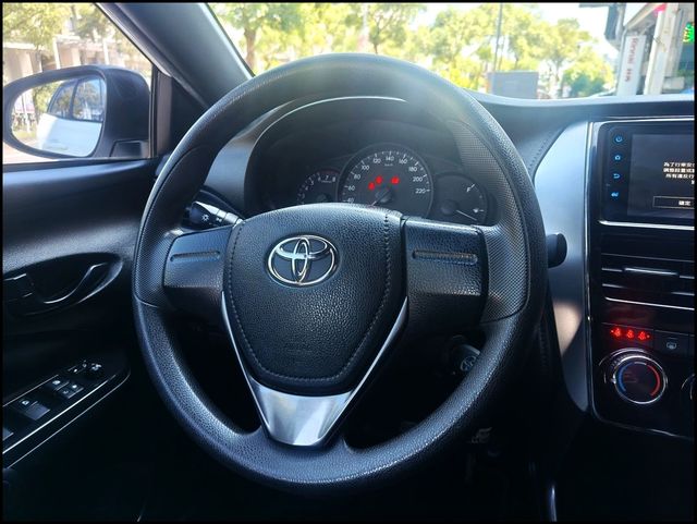 TOYOTA豐田 YARIS  第6張相片