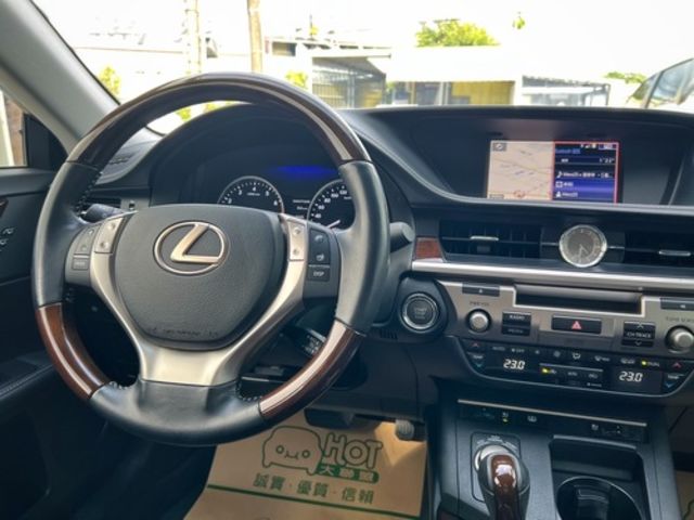 LEXUS凌志 ES250  第7張相片