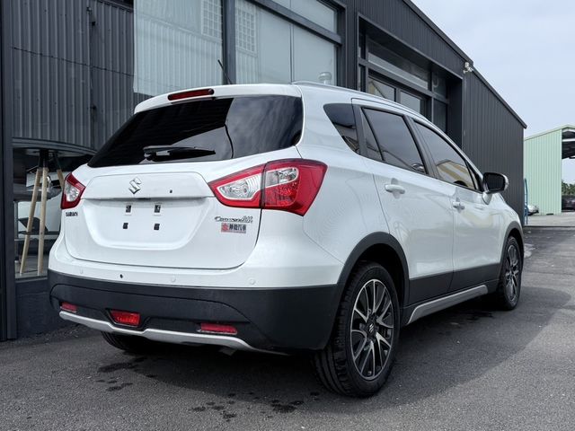 SUZUKI鈴木 SX4  第2張相片