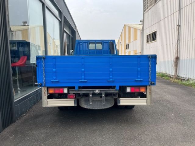 MITSUBISHI三菱 CANTER  第4張相片