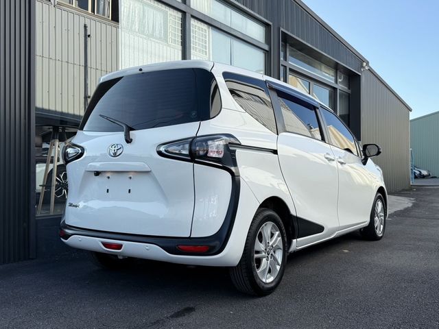 TOYOTA豐田 SIENTA  第2張相片