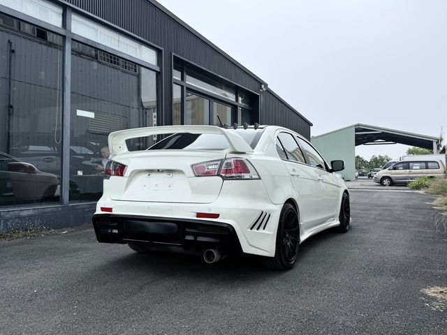 MITSUBISHI三菱 LANCER IO  第3張相片