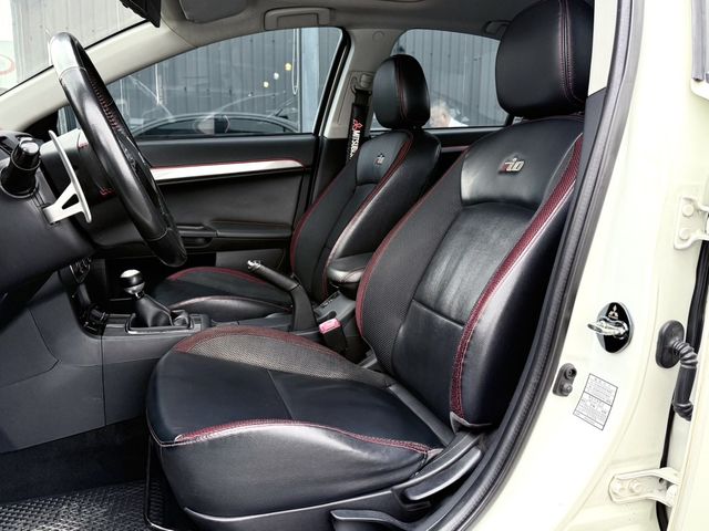MITSUBISHI三菱 LANCER IO  第17張相片