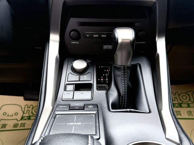 LEXUS凌志 NX200T  第13張相片