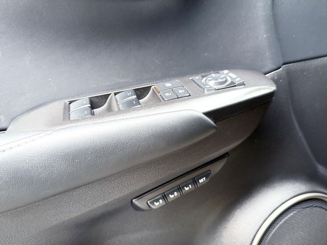 LEXUS凌志 NX200T  第15張相片