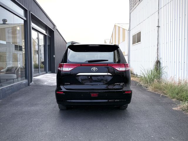 TOYOTA豐田 PREVIA  第4張相片