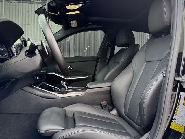 BMW寶馬 330I M SPORT  第7張相片