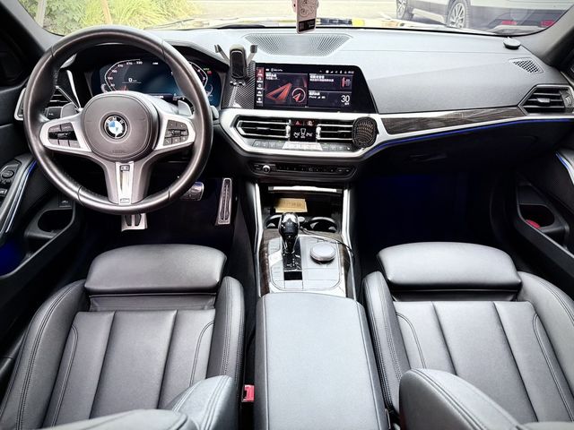 BMW寶馬 330I M SPORT  第9張相片
