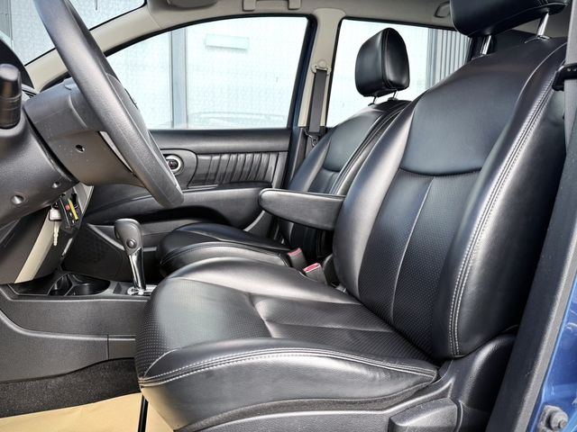 NISSAN日產 LIVINA  第7張相片