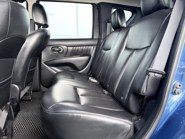 NISSAN日產 LIVINA  第10張相片