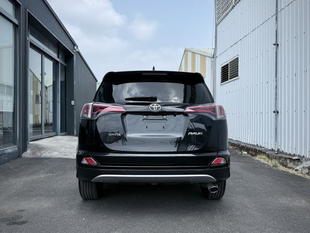 TOYOTA豐田 RAV4  第4張相片