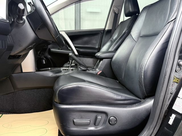 TOYOTA豐田 RAV4  第7張相片